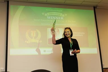 Gosia Chmielewska receiving her award